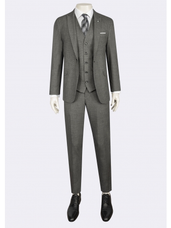 Suit with vest