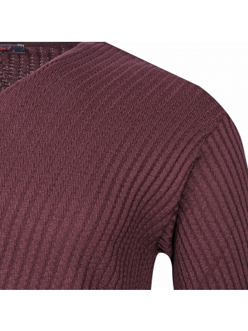 SLIM FIT KNITWEAR