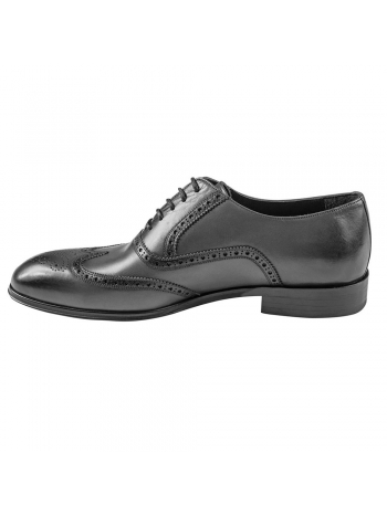CLASSIC LEATHER SHOES