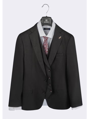 Suit with vest