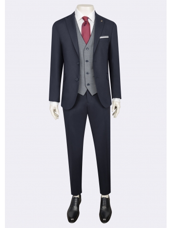 Suit with vest