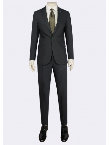 Suit